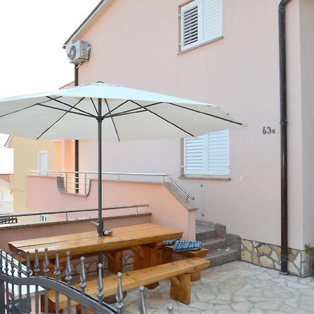 Apartments Bozic Novi Vinodolski Exterior foto